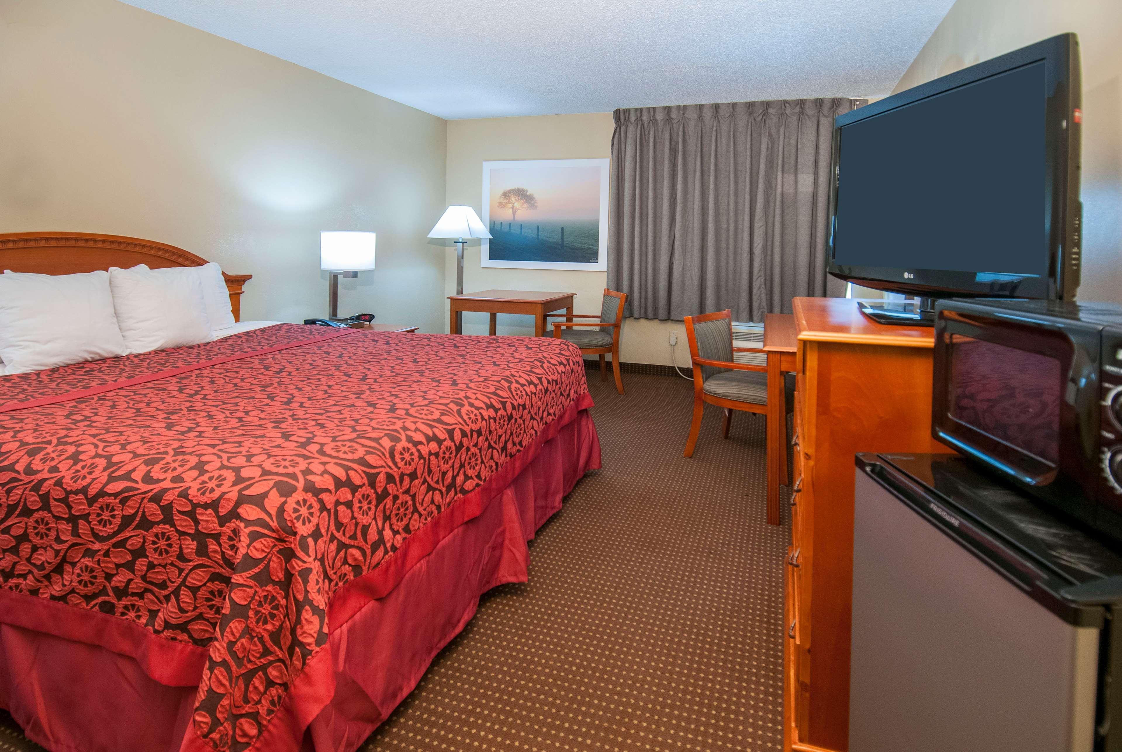 Days By Wyndham Hotel 2*